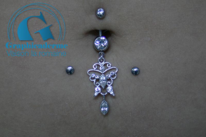 Le piercing Microdermal Graphicaderme