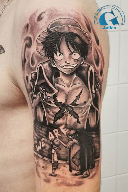 Tatouage Noir Et Gris Graphicaderme