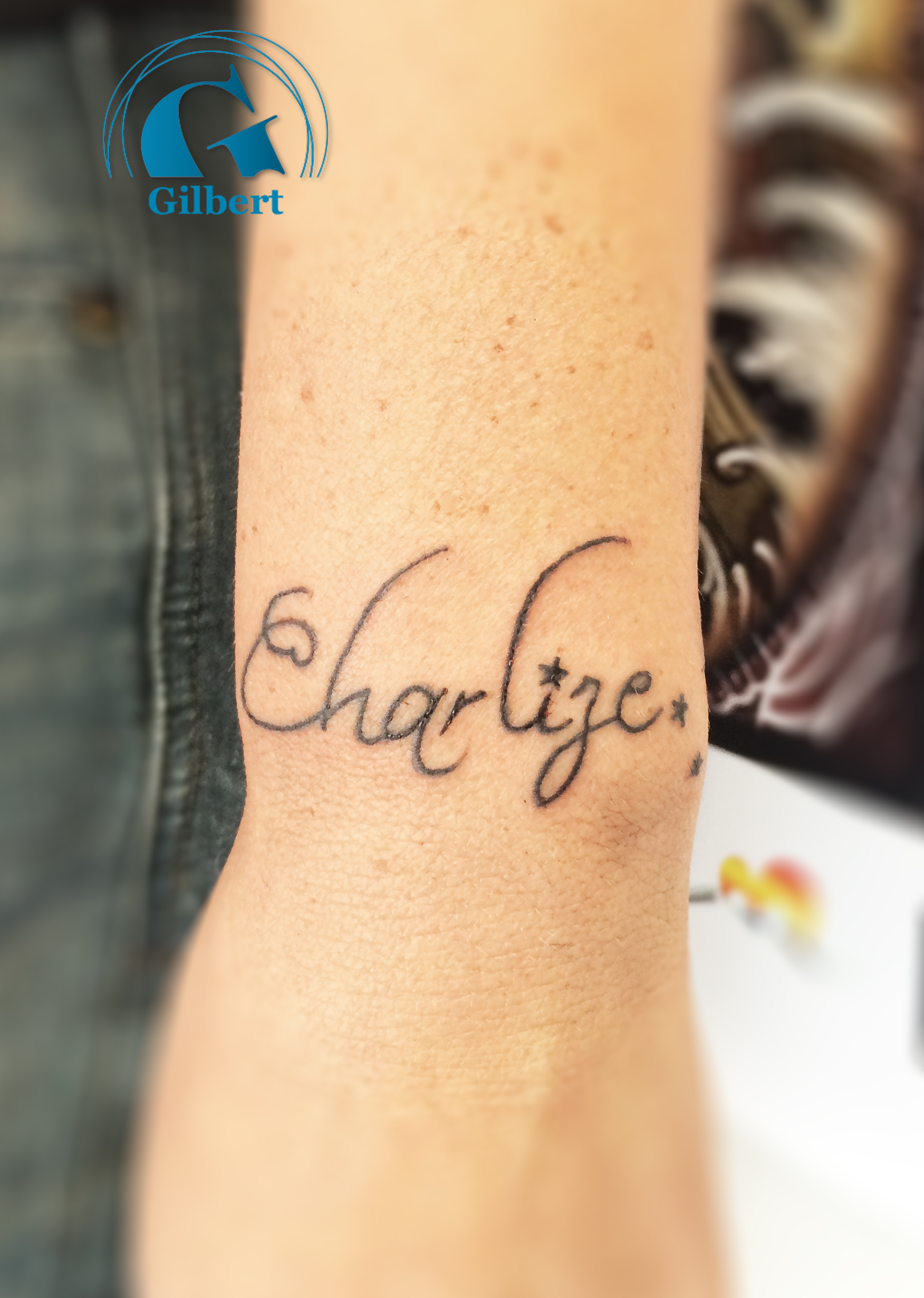 Tatouage poignet femme | Graphicaderme