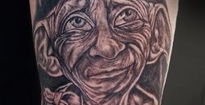 dobby-graphicaderme-vaison-la-romaine-joe-wild-tattoo-harry-potter-tatouage