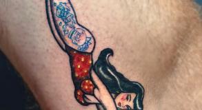 graphicaderme-tatouageavignon-tamarachaudesaigues-pinupoldschool-pinuptattoo-pinupretro-meilleurstatoueursoldschool-meilleurstatoueursavignon