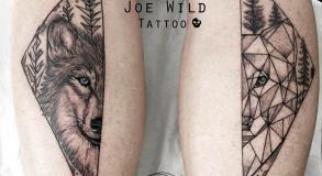 loup_tatouage_graphicadermevaisonlaromaine_tatoueuse_vaucluse_salon_vaison_la_romaine_nyons_carpentras_bollène_guitariste_tatouagelouptattoo_tatou_tatoo_animaux_avant_bras_joewild_joewildtattoo