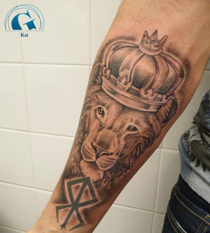 graphicaderme-avignon-vaucluse-kai-tatouage-tatoueur-lion-realisme-tattoo