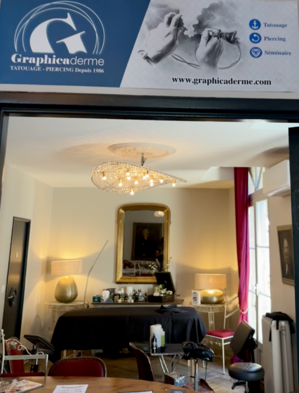 graphicaderme-avignoncasabronzini-meilleurstatoueursavignon-tatoueursavignon-tamarachaudesaigues