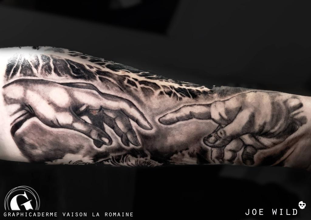 meilleure-tatoueuse-vaison-joe-wild-creation-adam-tatouage-religieux