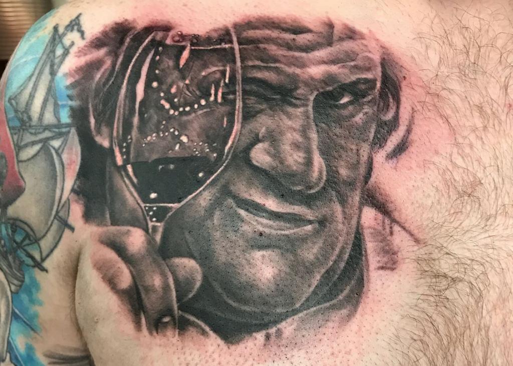 tatouage_gerard_depardieu_stephane_chaudesaigues_meilleur_tatoueur_auvergne