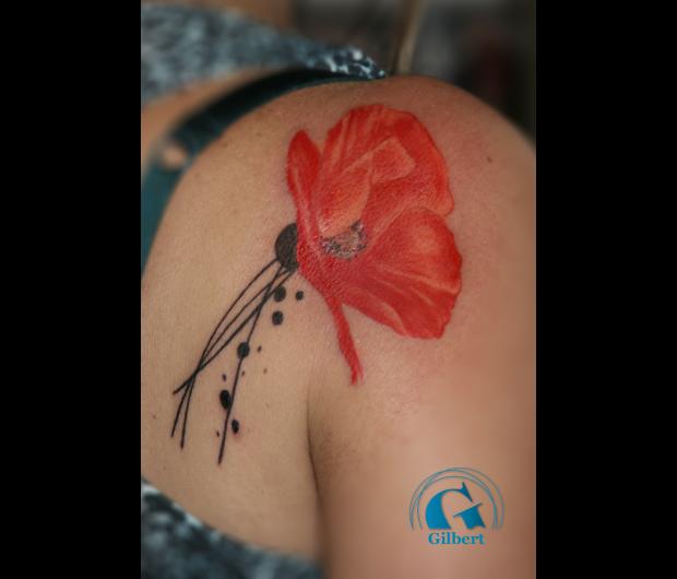 tatouage fleur graphicaderme tatouage fleur graphicaderme