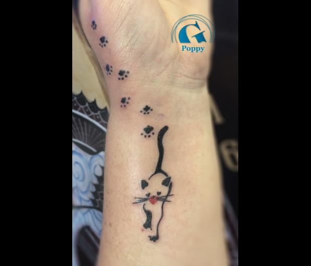 Tatouage Poignet Femme Graphicaderme Tatouage Poignet Femme Graphicaderme