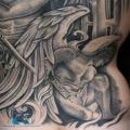 zoom_ailes_tatouage_graphicaderme_avignon