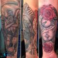 graphicaderme_avignon_chronos_temps_rose_tatouage