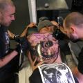 graphicaderme-avignon-paca-vaucluse-tattoo-tatouage-stevenchaudesaigues-juliendirtycool-skull-crane-doscomplet