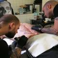 graphicaderme-vaucluse-tatouage-tattoo-avignon-paca-tatoueur-stevenchaudesaigues-juliendirtycool-skull-doscomplet