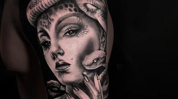 meilleure-tatoueuse-paris-barbara-rosendo-tatouage-tattoo