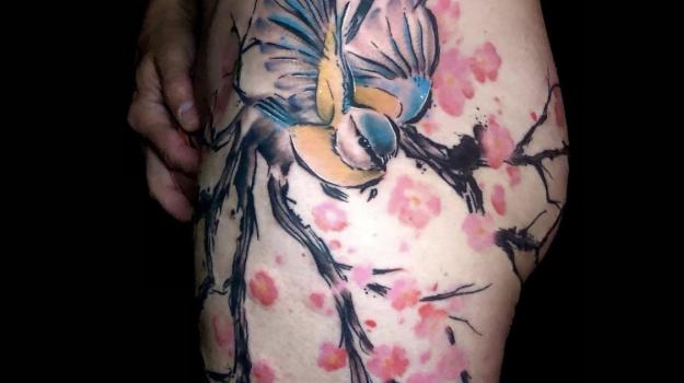 meilleur-tatoueur-paris-bro-vanthorn-tatouage-tattoo-oiseau-cerisier