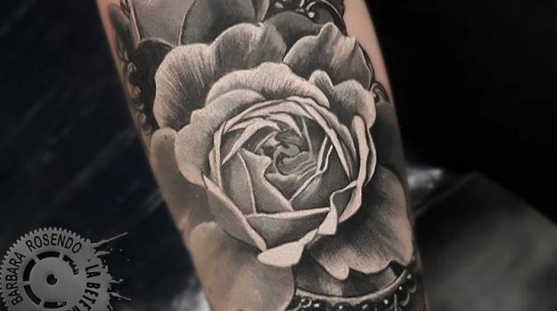 meilleure-tatoueuse-paris-barbara-rosendo-tatouage-tattoo