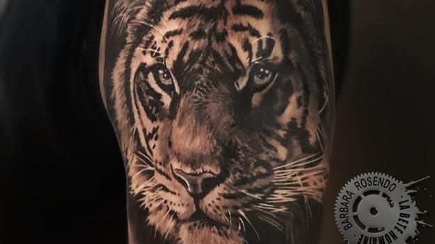 meilleure-tatoueuse-paris-barbara-rosendo-tatouage-tattoo