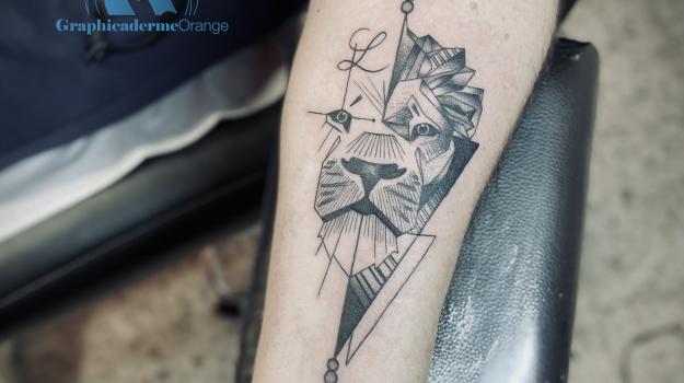 jeremy-tatoueur-orange-vaucluse-graphicaderme-tattoo