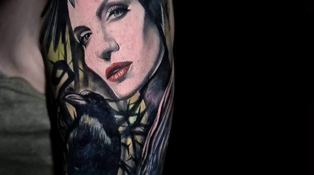 meilleure-tatoueuse-paris-barbara-rosendo-tatouage-tattoo-angelina-jolie-malefique