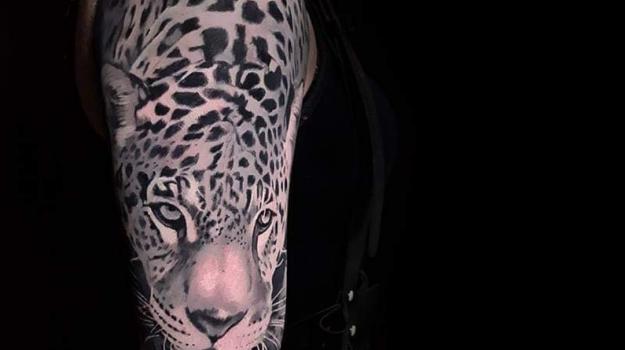 meilleure-tatoueuse-paris-barbara-rosendo-tatouage-tattoo-panthere