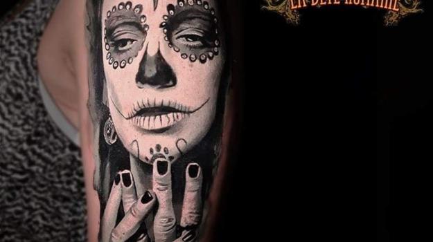 meilleure-tatoueuse-paris-barbara-rosendo-tatouage-tattoo-santa-muerte