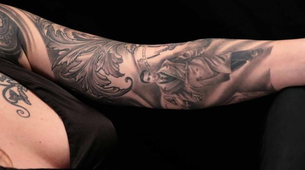 stephane-chaudesaigues-tatoueur-paris-tattoo-avignon-graphicaderme