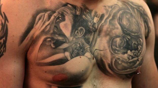 stephane-chaudesaigues-tatoueur-paris-tattoo-avignon-graphicaderme