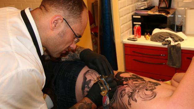 stephane-chaudesaigues-tatoueur-paris-tattoo-avignon-graphicaderme-avignon