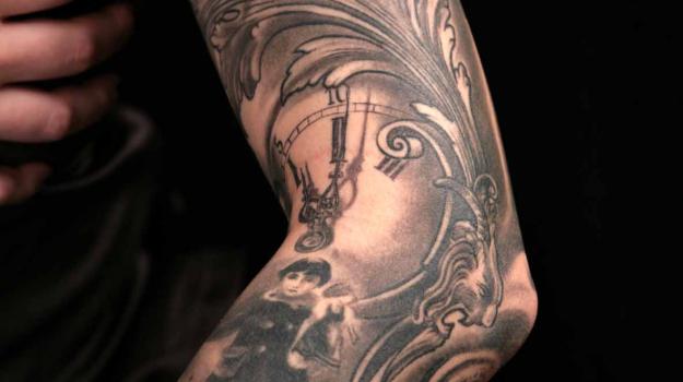 stephane-chaudesaigues-tatoueur-paris-tattoo-avignon-graphicaderme