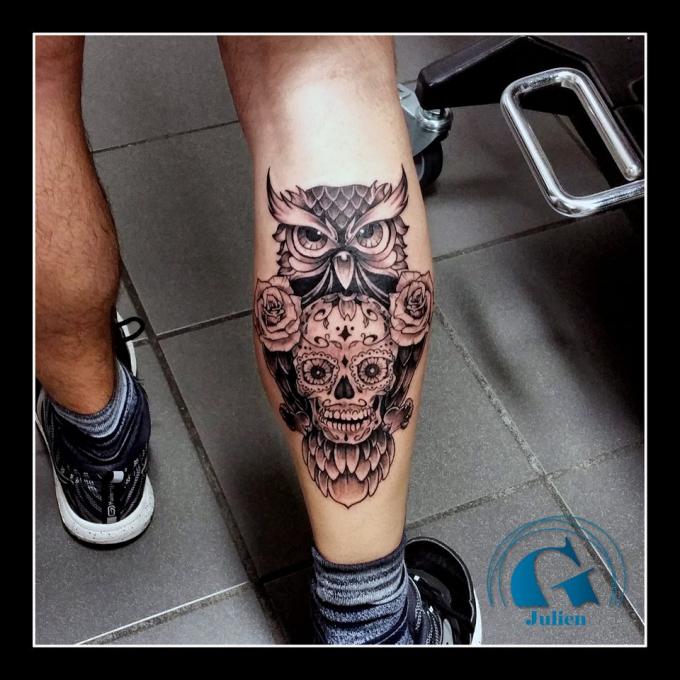 Tatouage noir et gris Graphicaderme