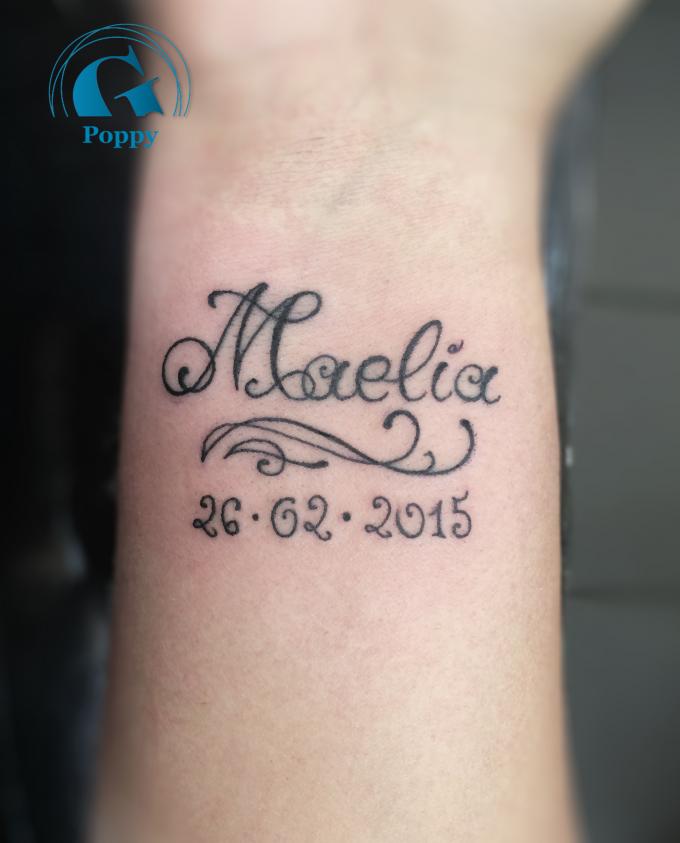 tatouage prénom poignet tatouage poignet graphicaderme tatouage prénom poignet tatouage poignet graphicaderme