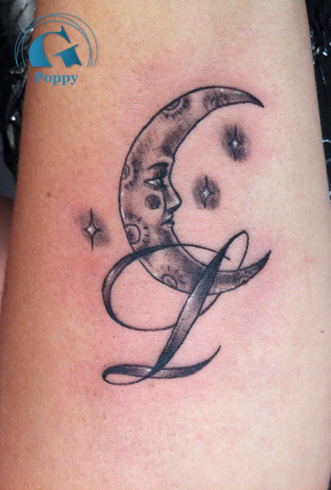 Tatouage lettre  Graphicaderme