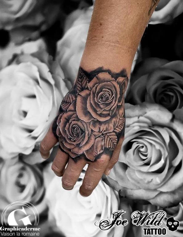 tatouage-rose-tatoueur-valreas-malaucene-vaison